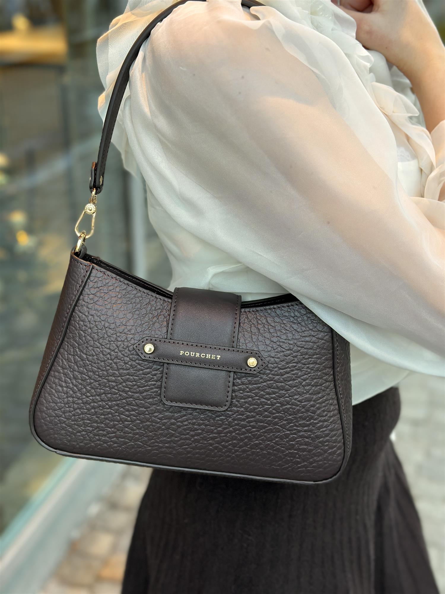 Fleuves Small, Marron