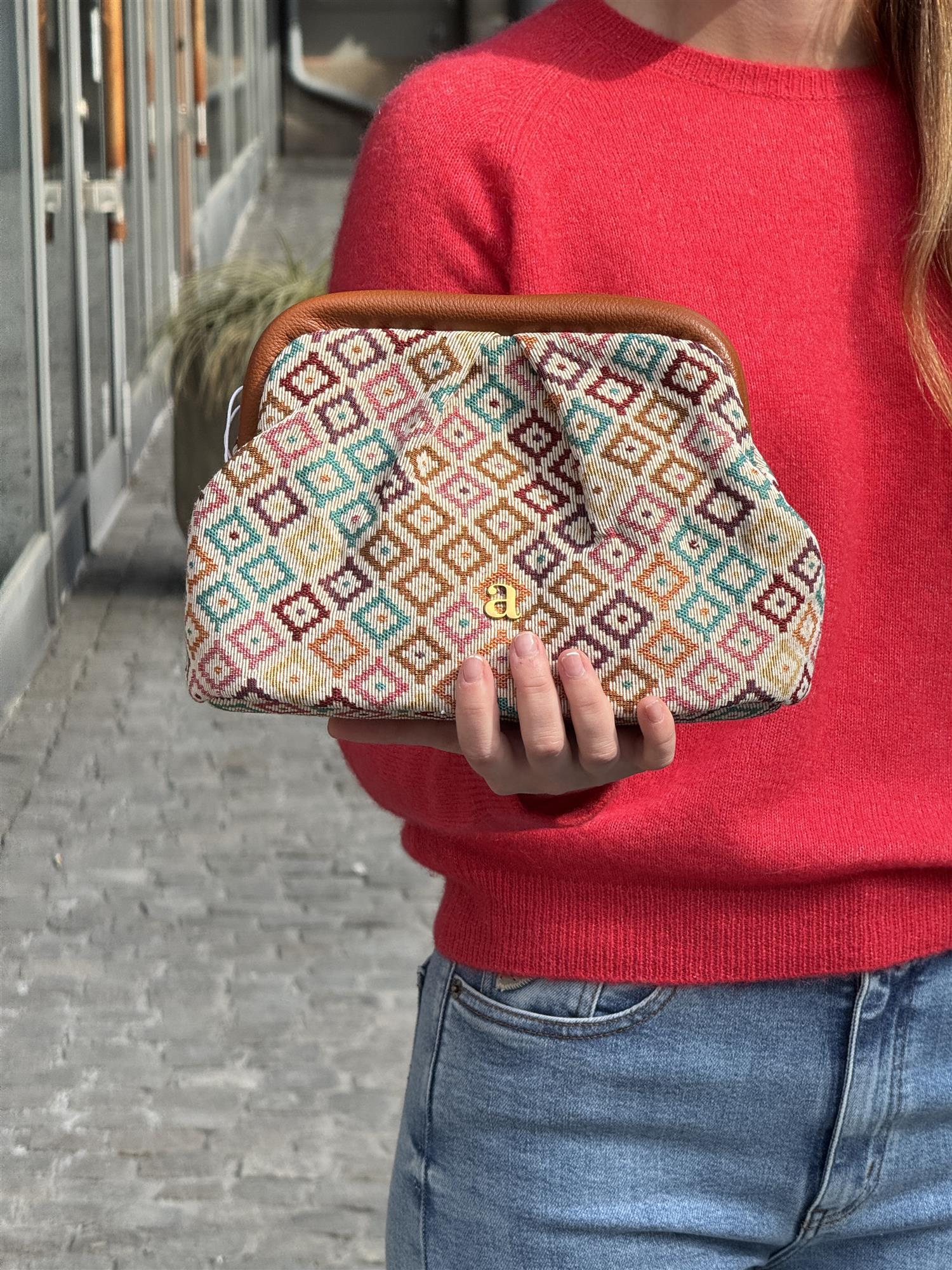 Jacquard Clutch, Brown