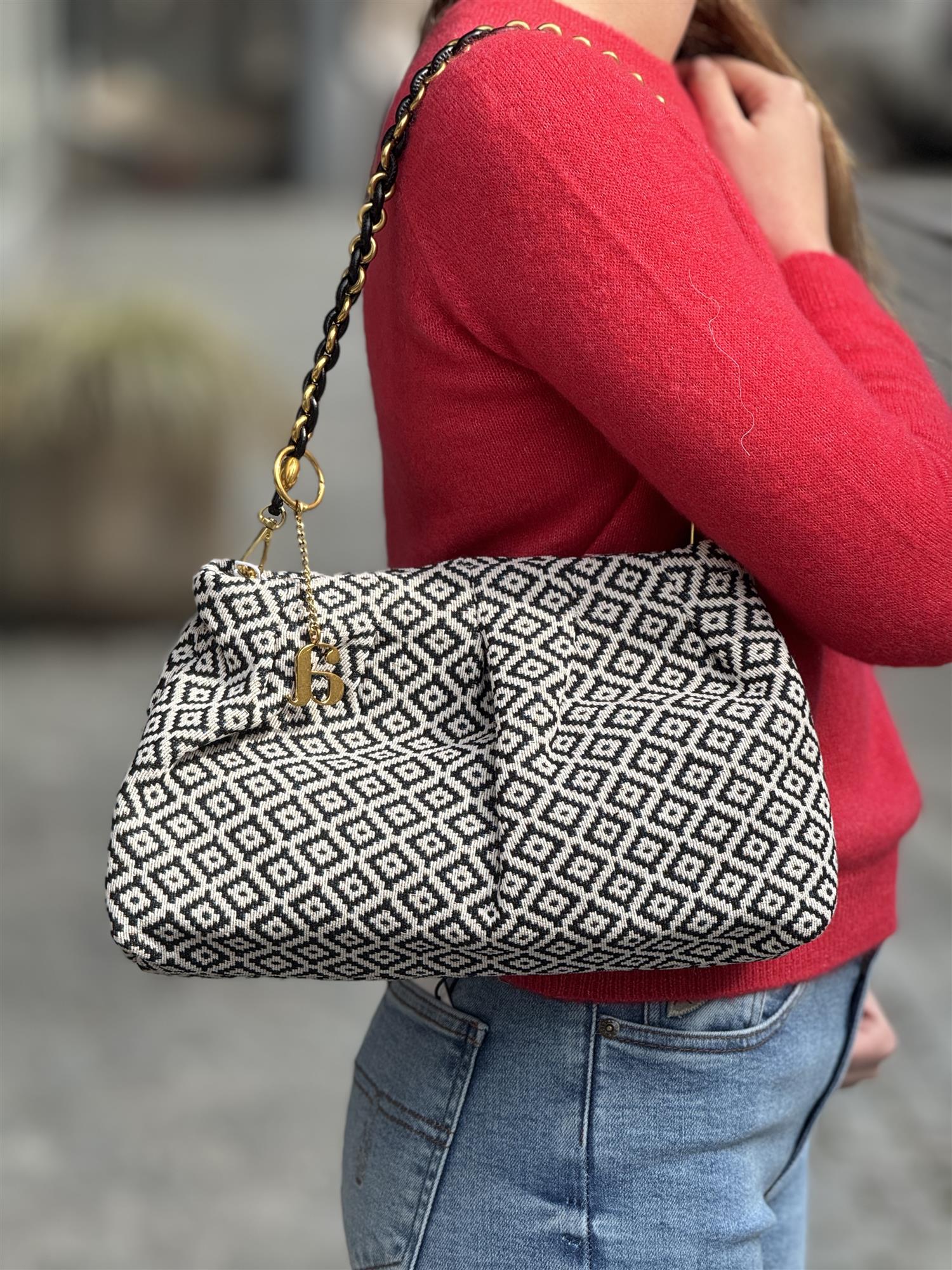 Maxime Jacquard, Black