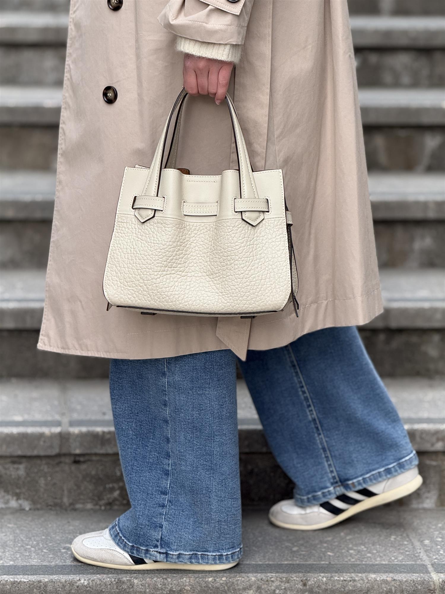 Blossom Medium, Beige