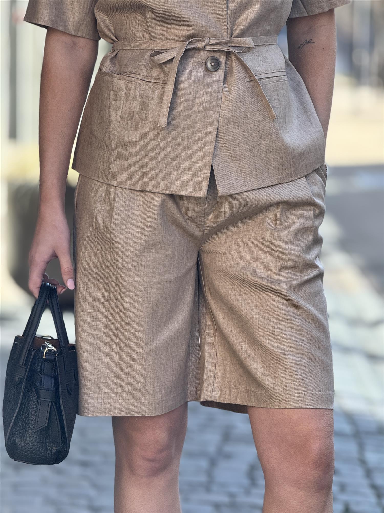 LR-RIOT 1 Short, Taupe