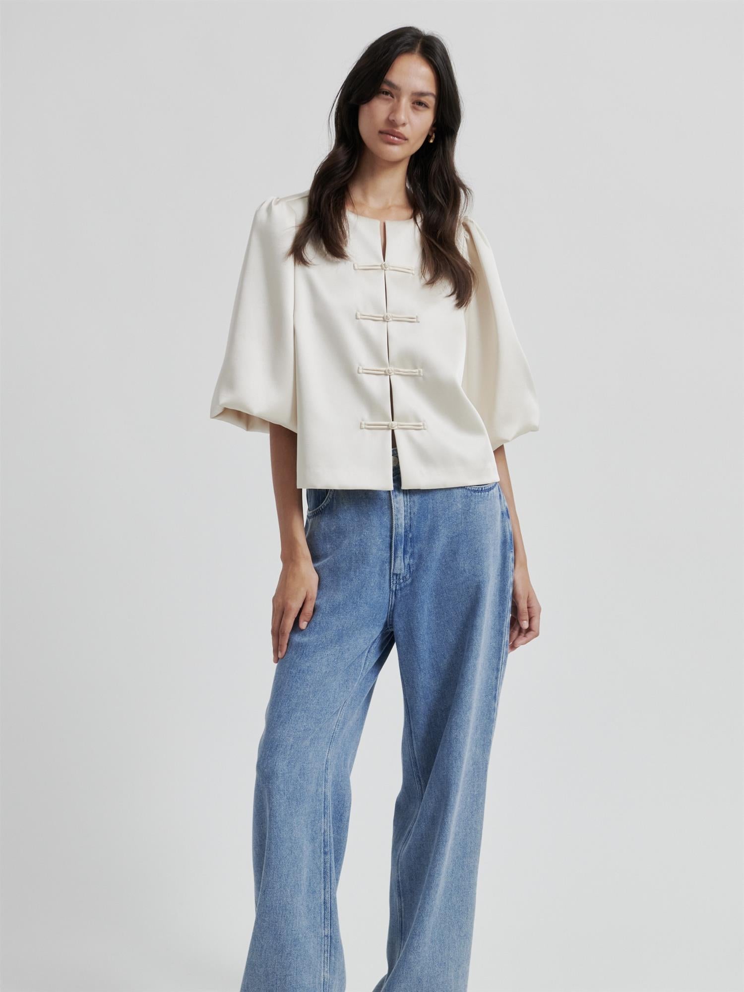 Perlla New Blouse