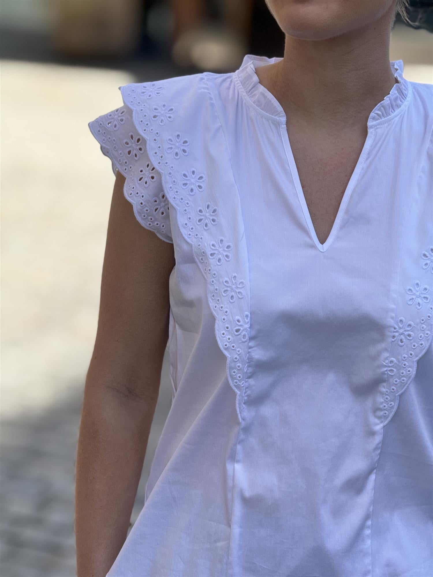 LR-ISLA SOLID 140 Top, White