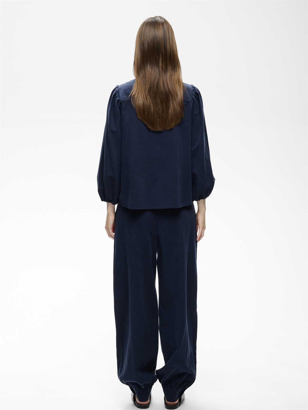 HESS IW BALLARI SHIRT