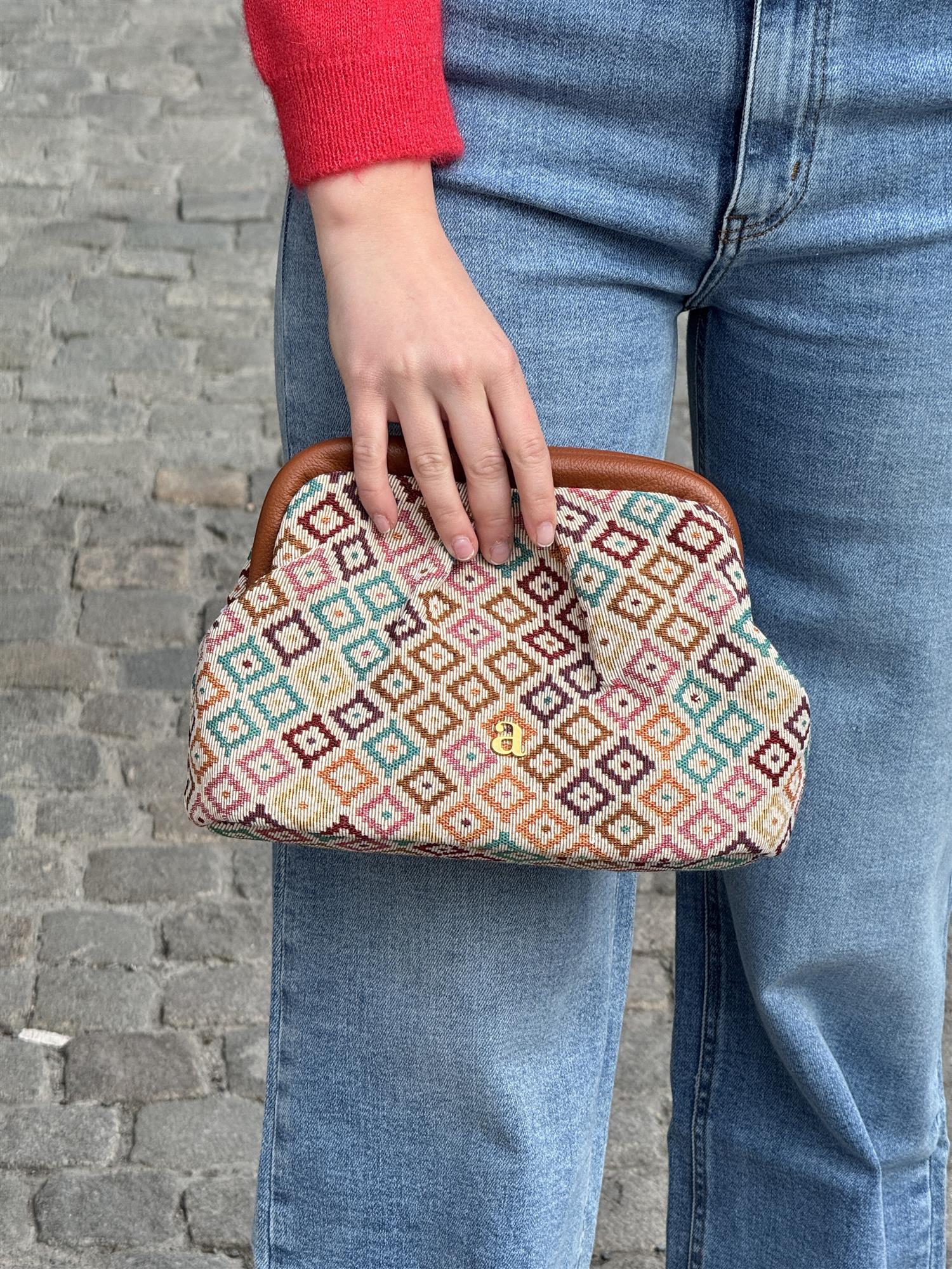 Jacquard Clutch, Brown