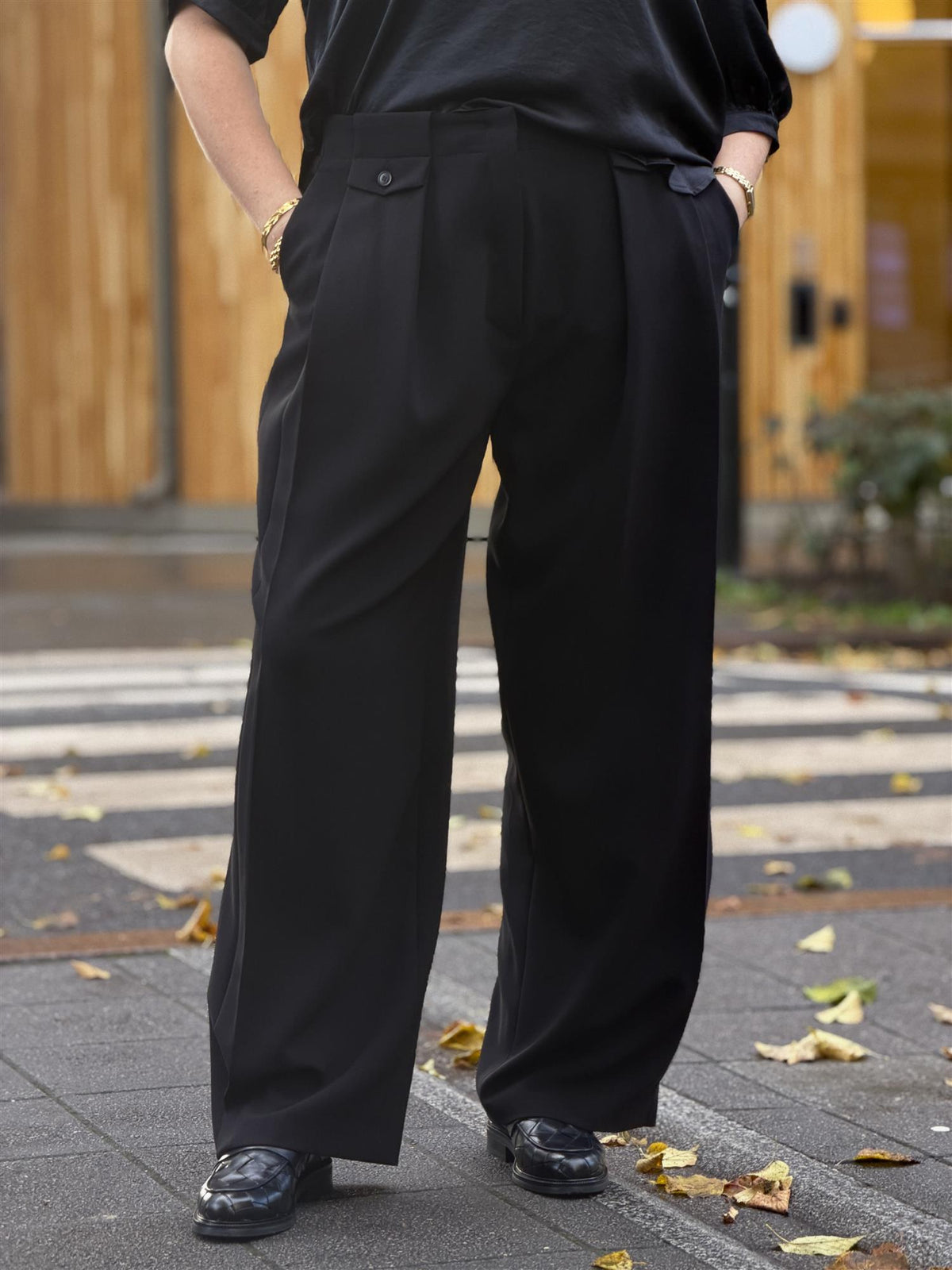 Eileen Studio87, Black