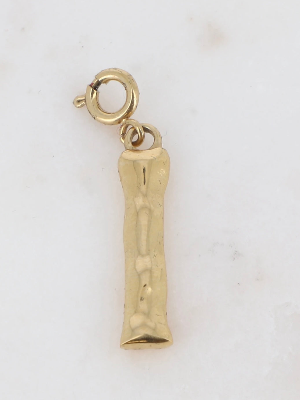 Charms, Alphabet letter I