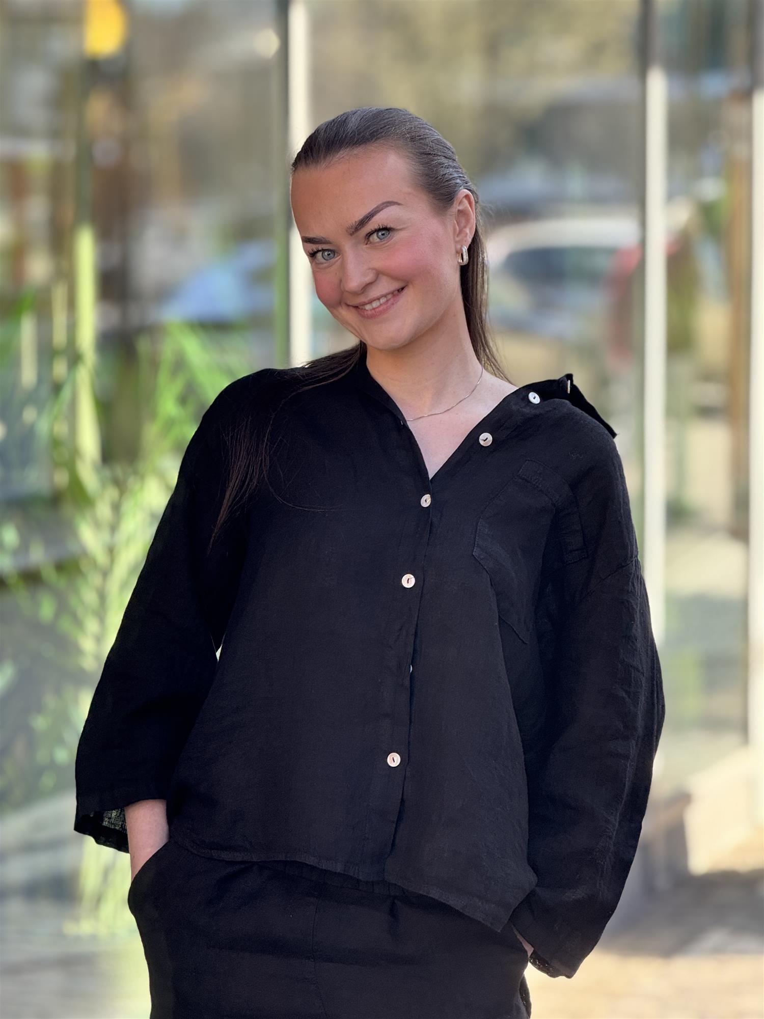 CW Sanna Shirt, Black