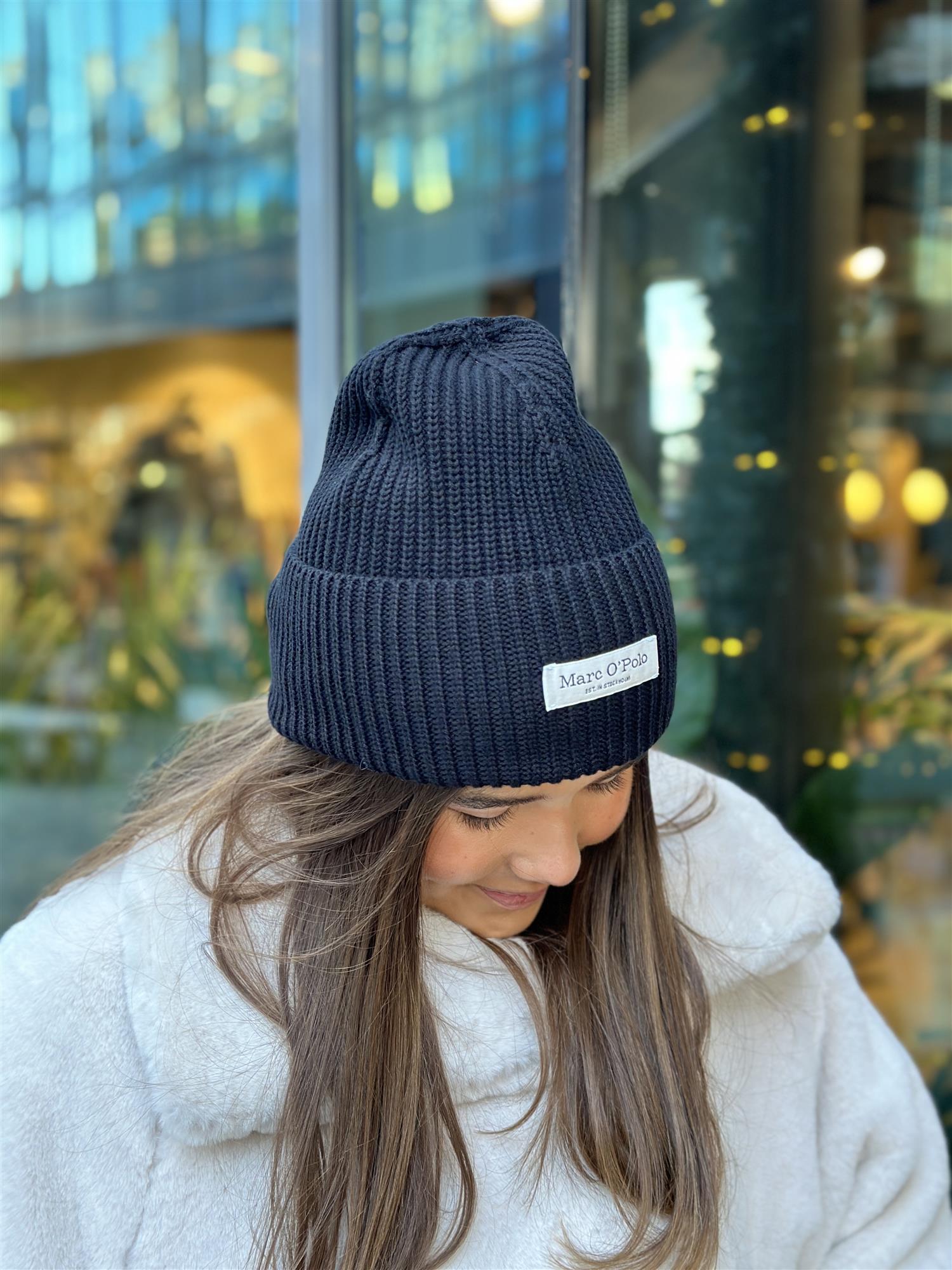 Beanie, knitted, fold-up, structured, Black