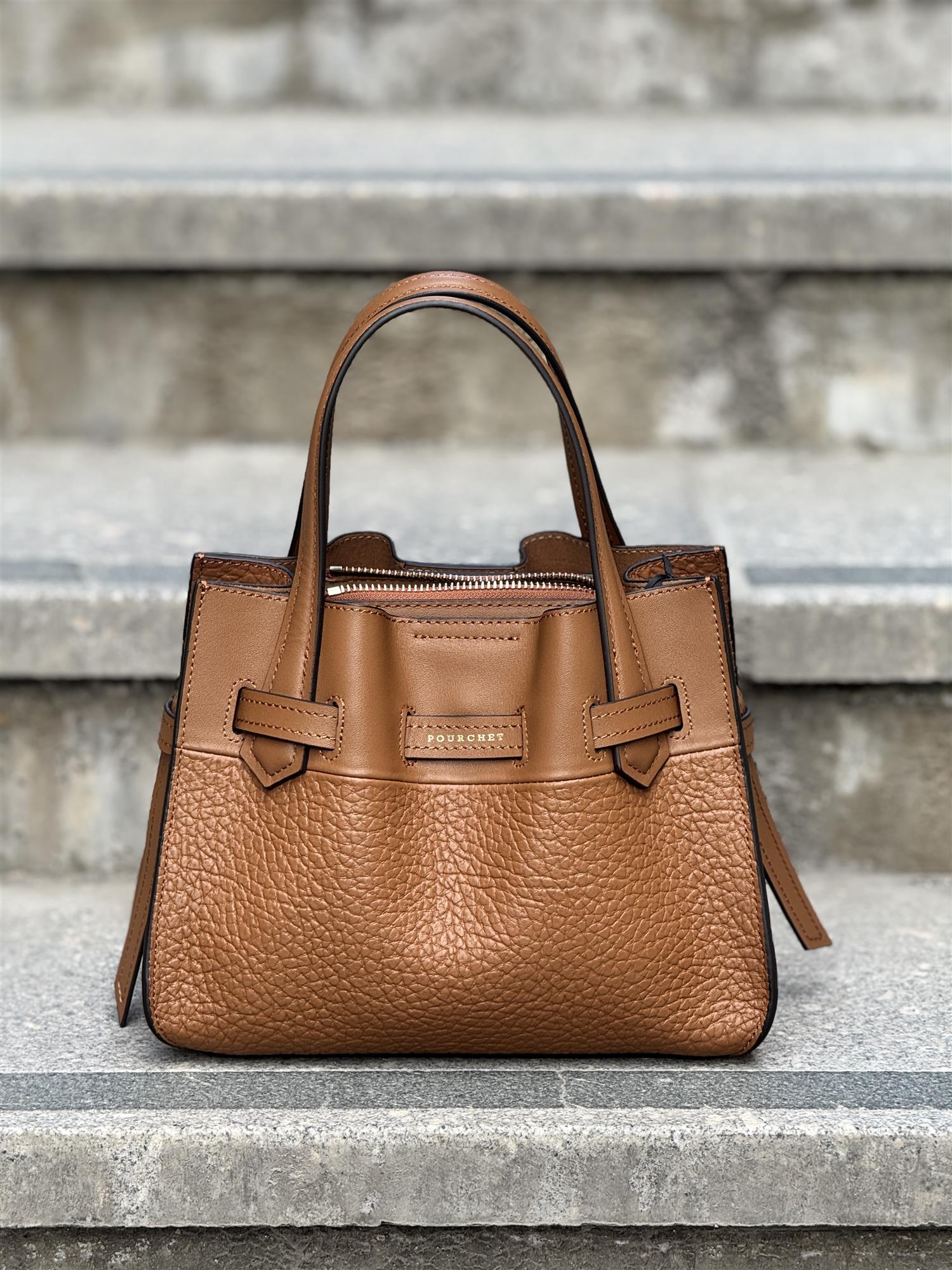 Blossom Medium, Camel