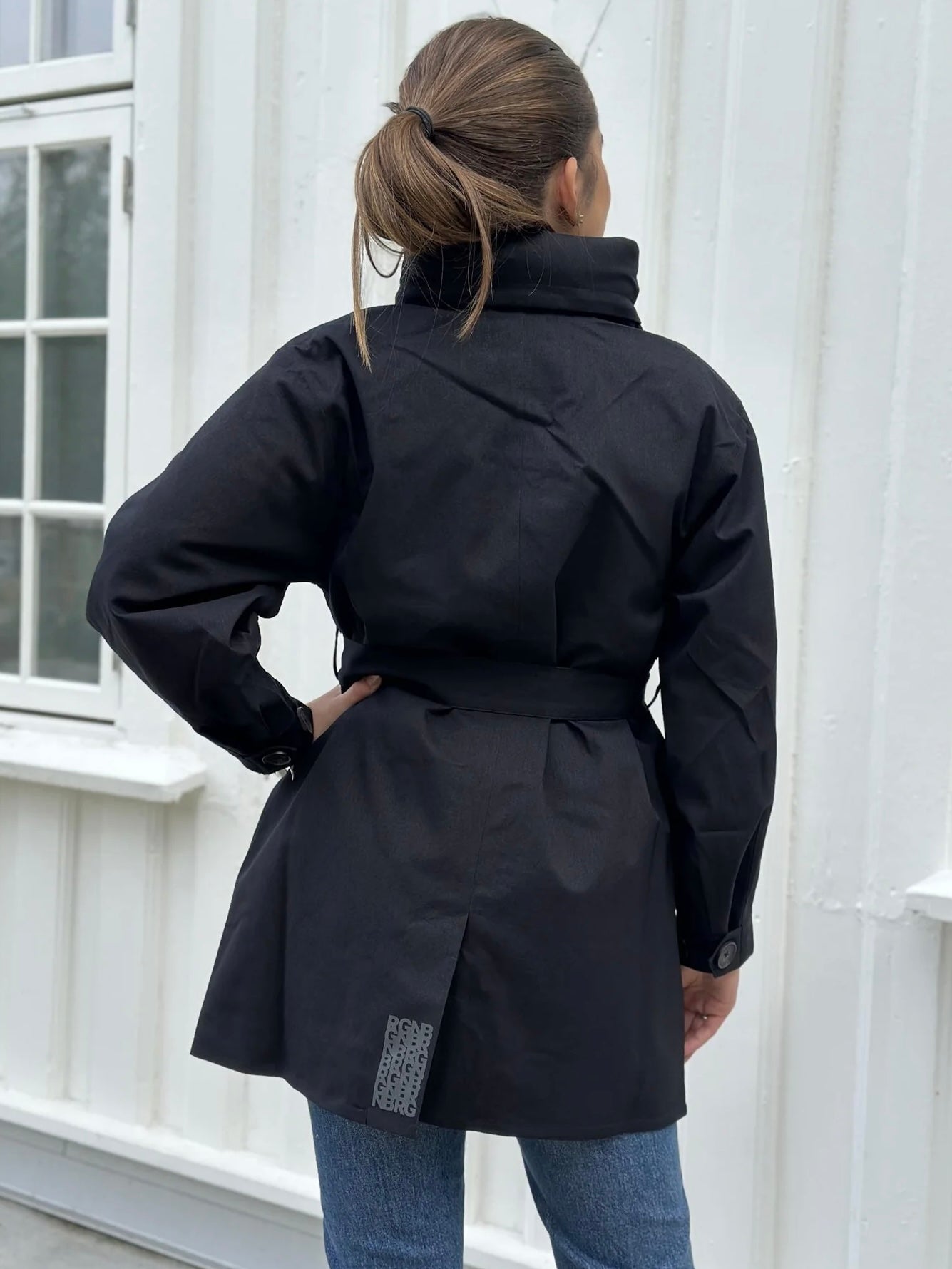 Rossby Coat, Black