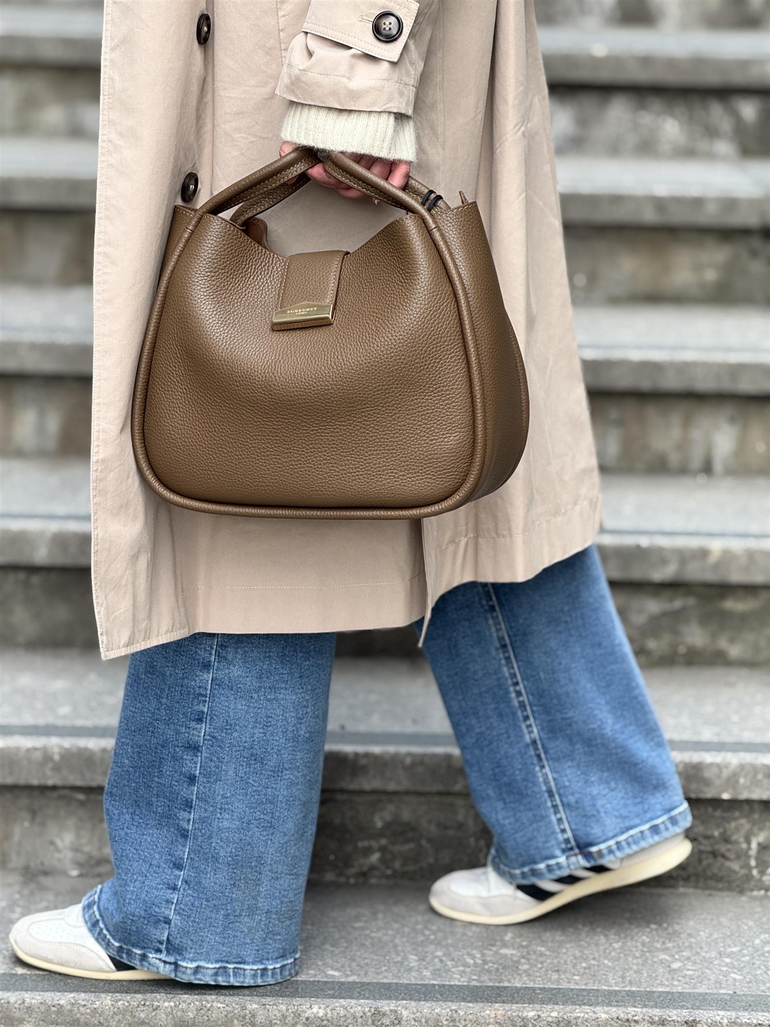 Liane, medium crossbody, Taupe