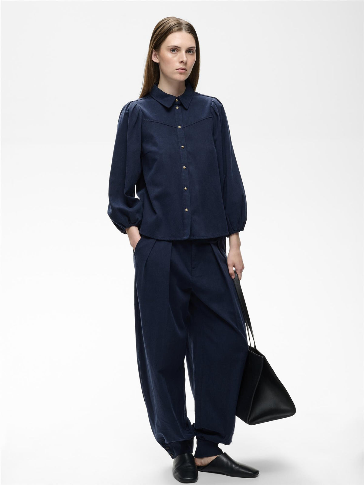 HESS IW BALLARI SHIRT