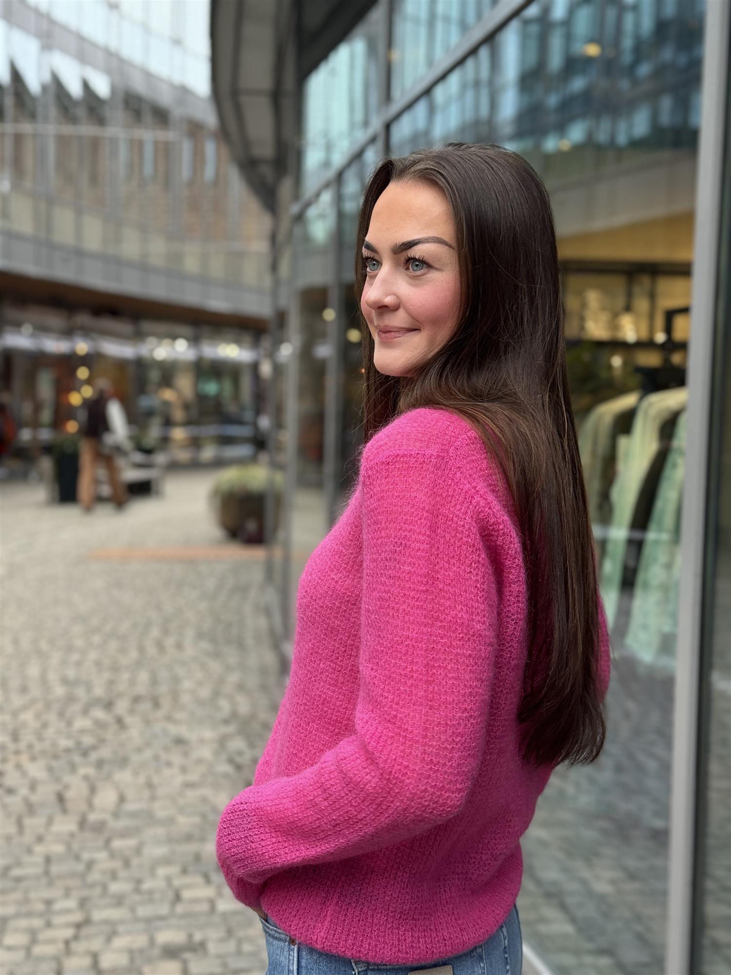 New Maddy, Pink