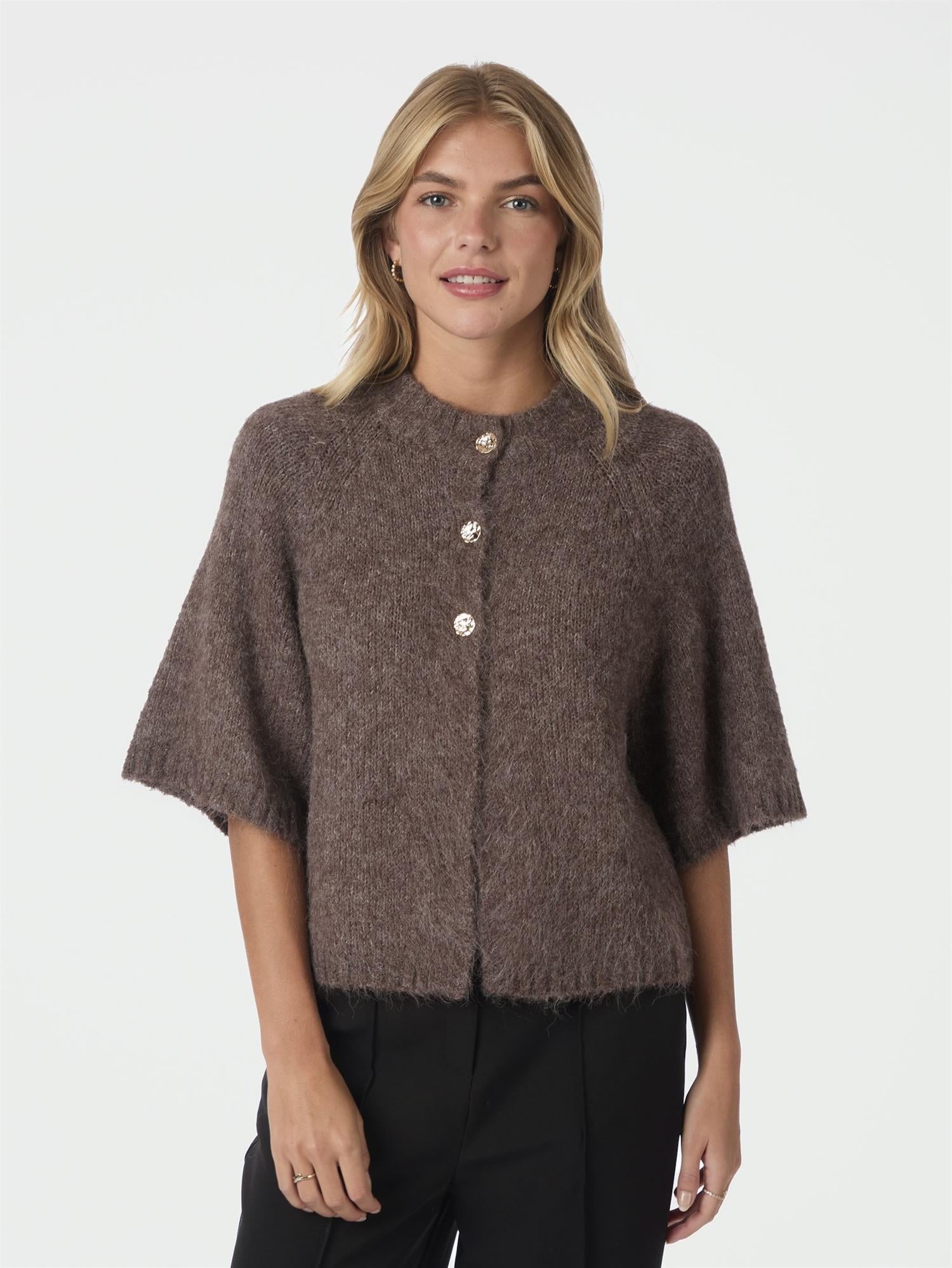 Benuta Fluffy Knit Cardigan, Light Brown