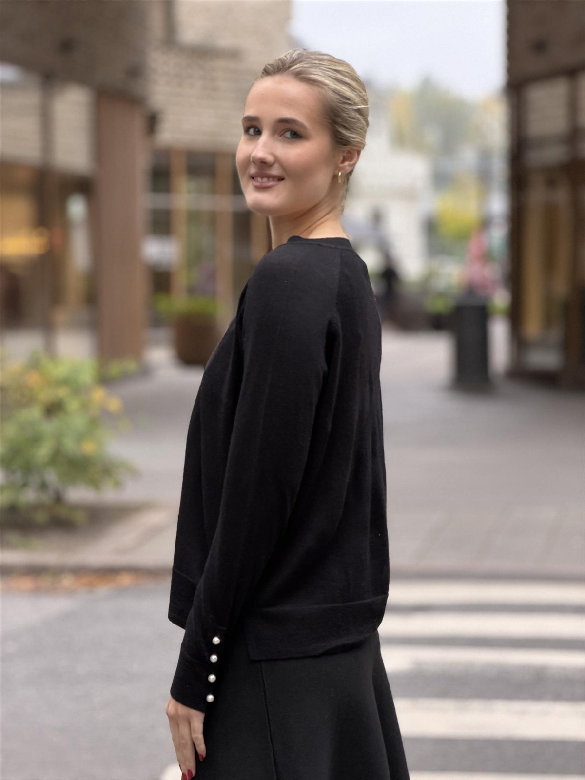 CW Poesi Pullover, Black