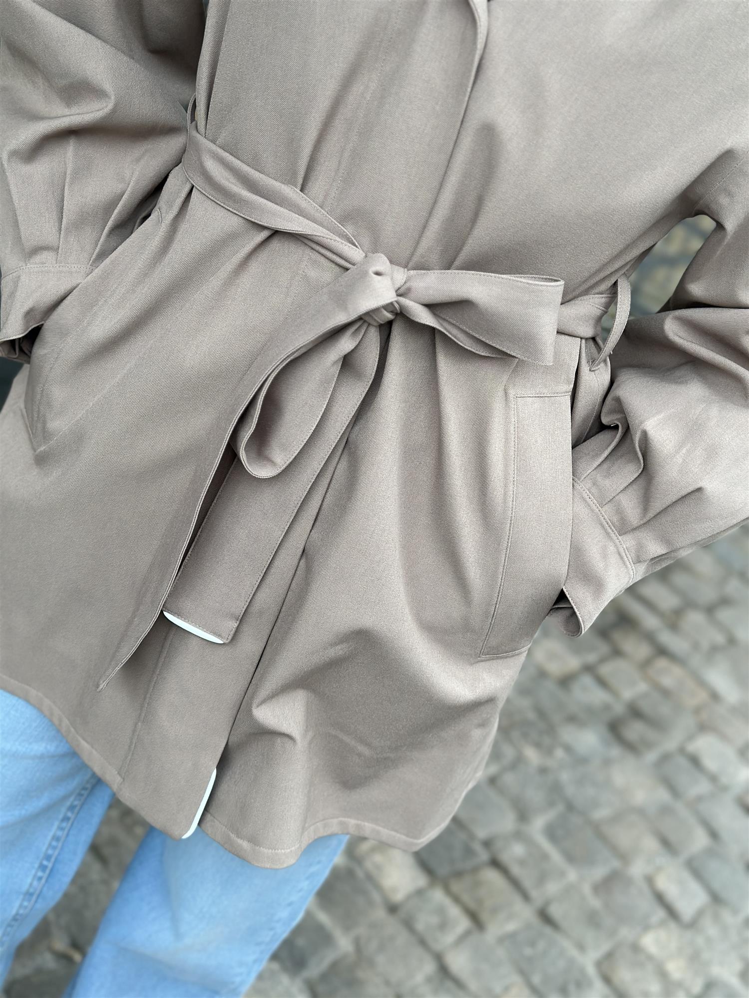 Rossby Coat, Taupe