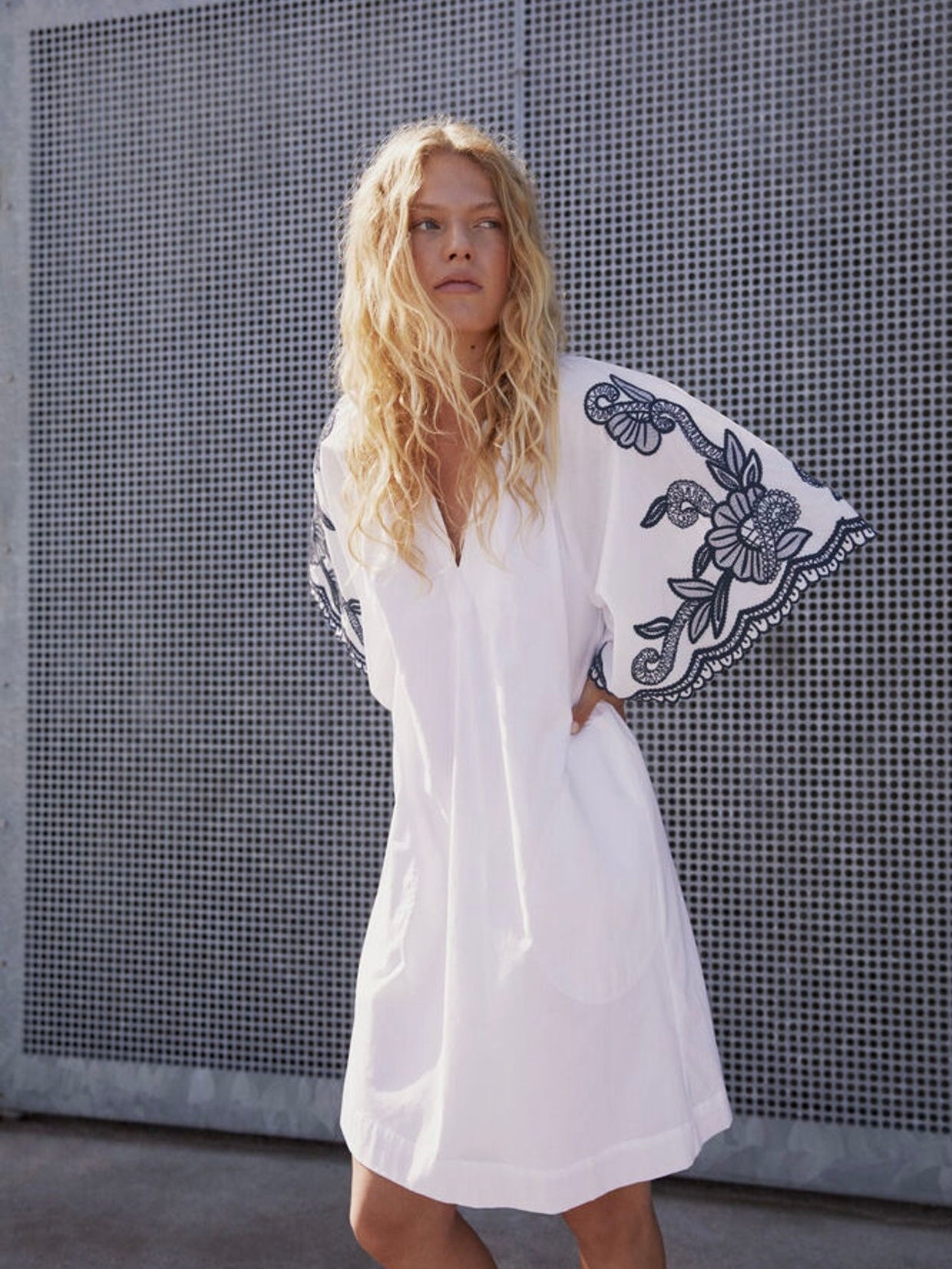 Breanna PW Dress, White/Blue