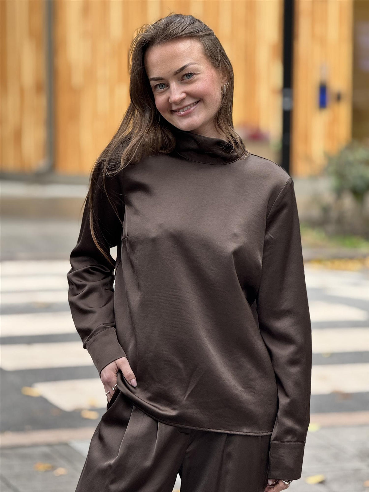 Aina Blouse, Dark Brown