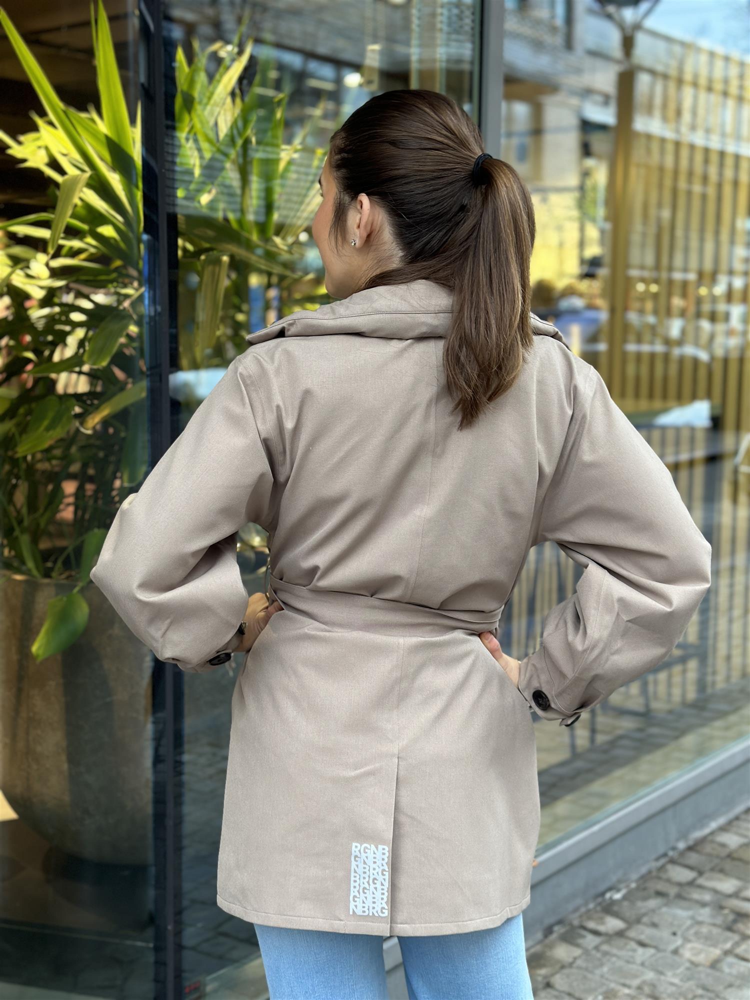 Rossby Coat, Taupe