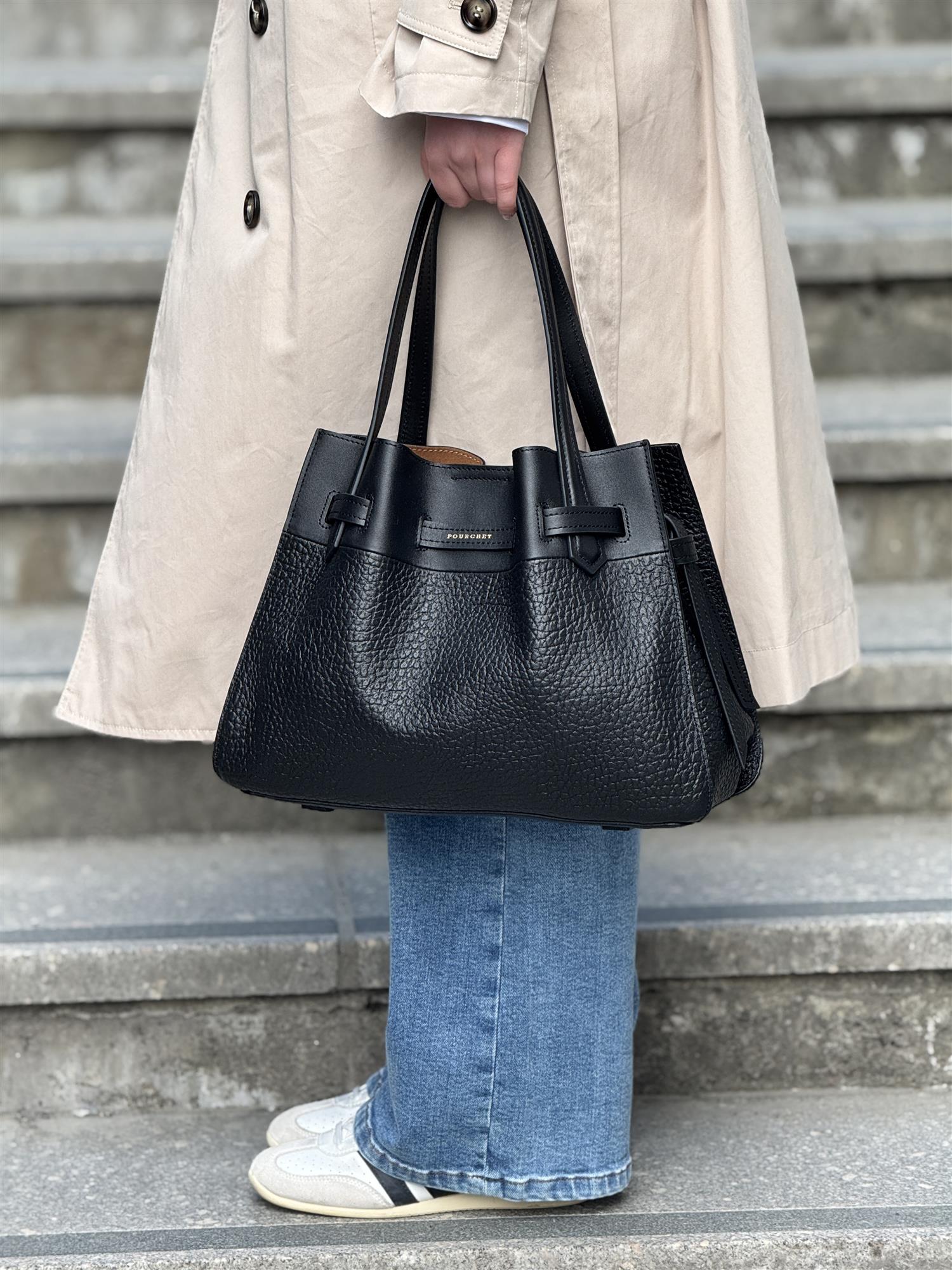 Blossom Large, Black