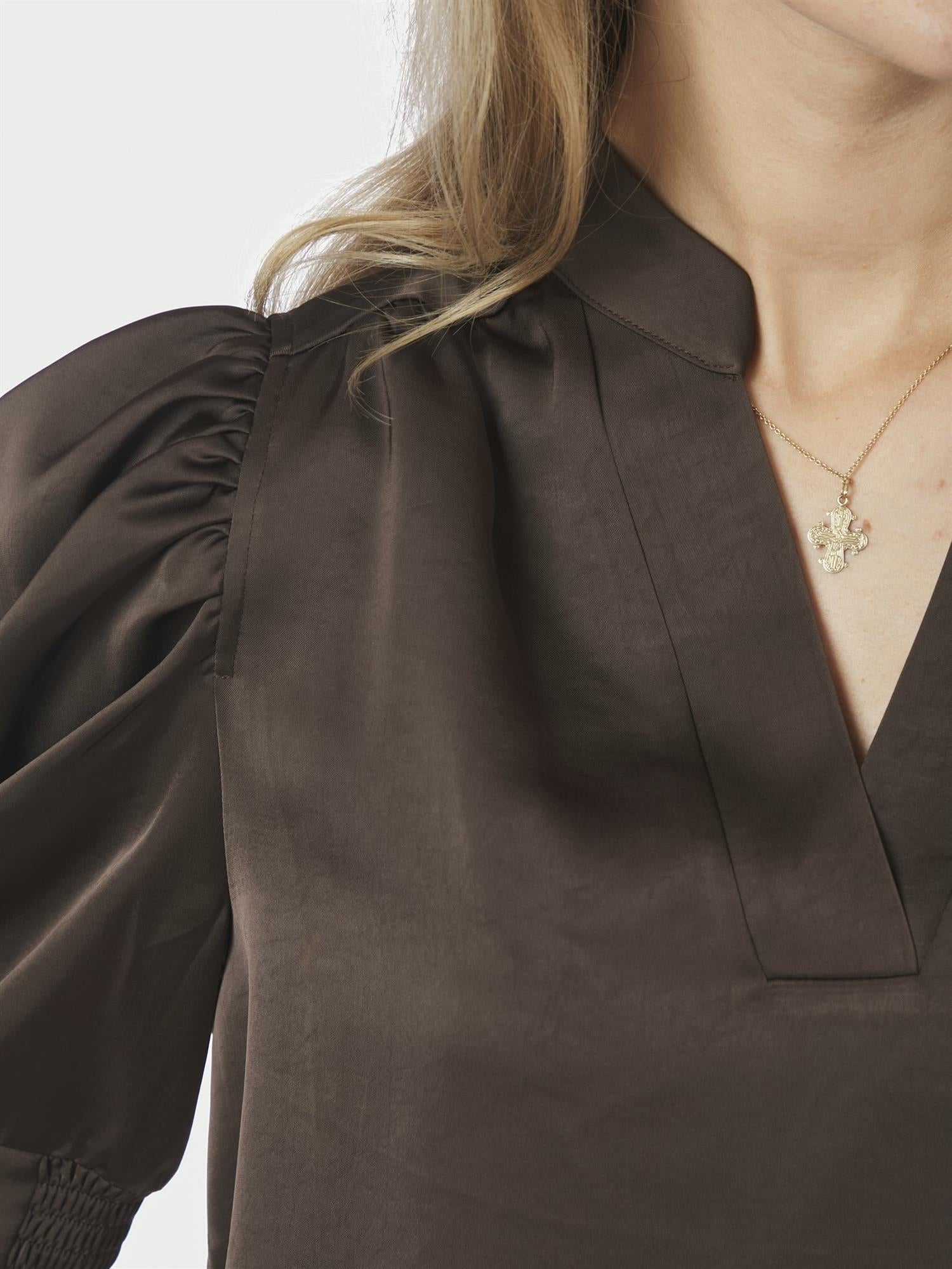 Roella Heavy Sateen Blouse, Dark Brown