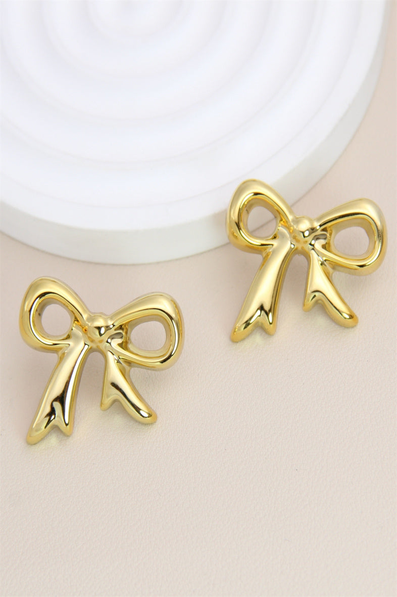 Earring, Bow tie