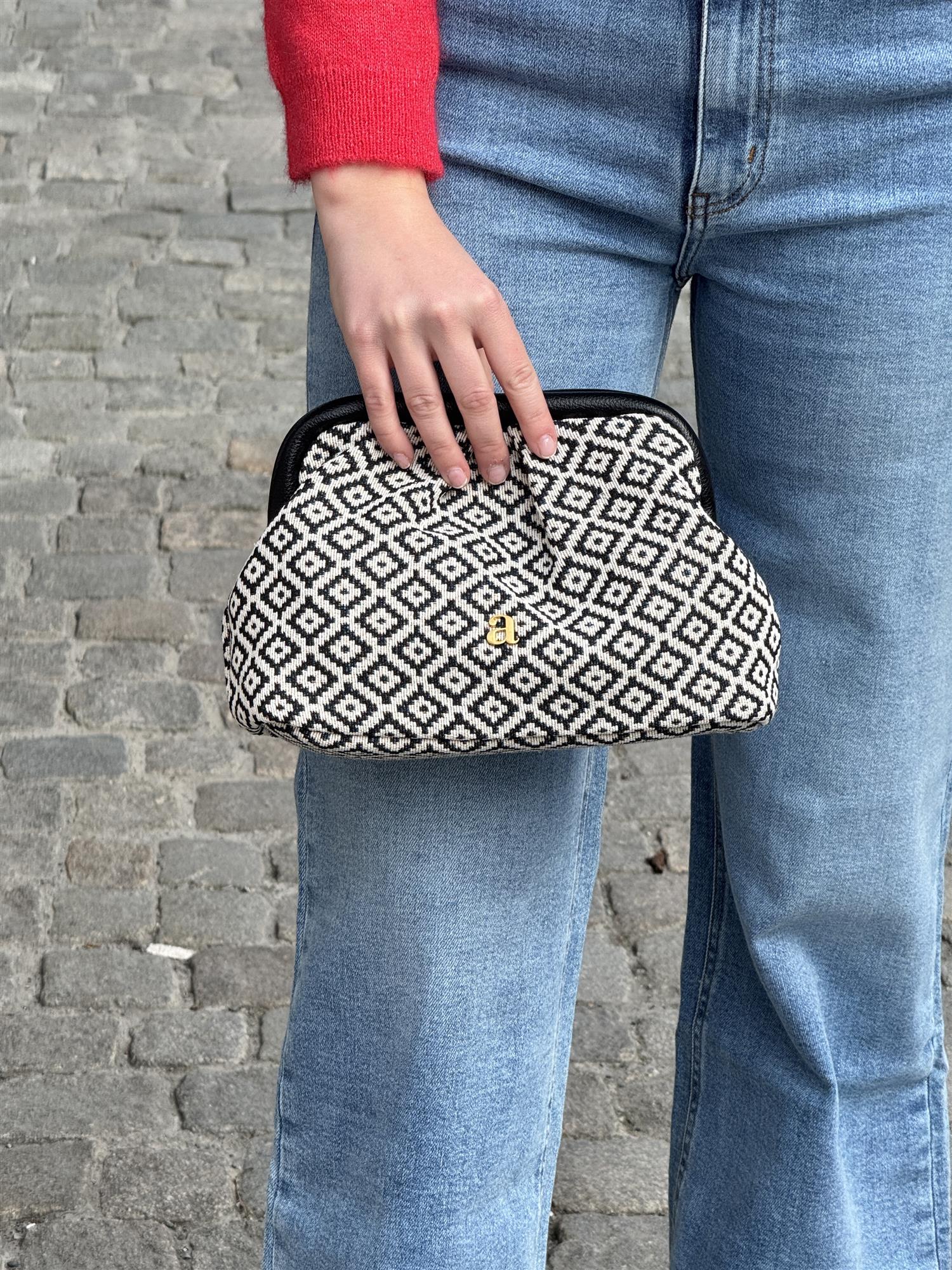 Jacquard Clutch, Black