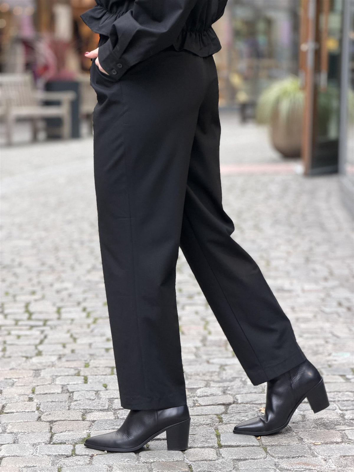 CW Titica pants, Black