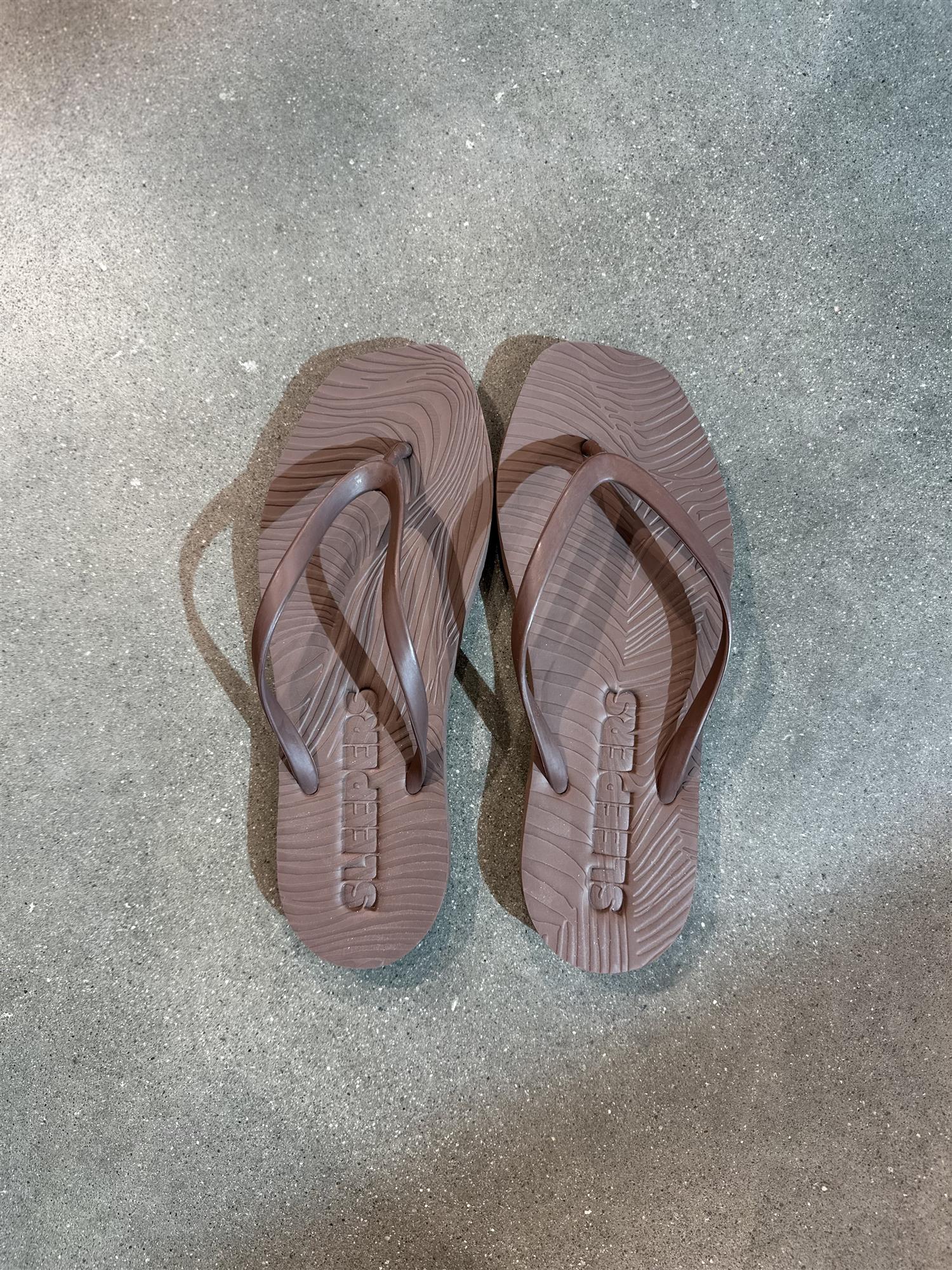 Tapered Sleepers, Brown