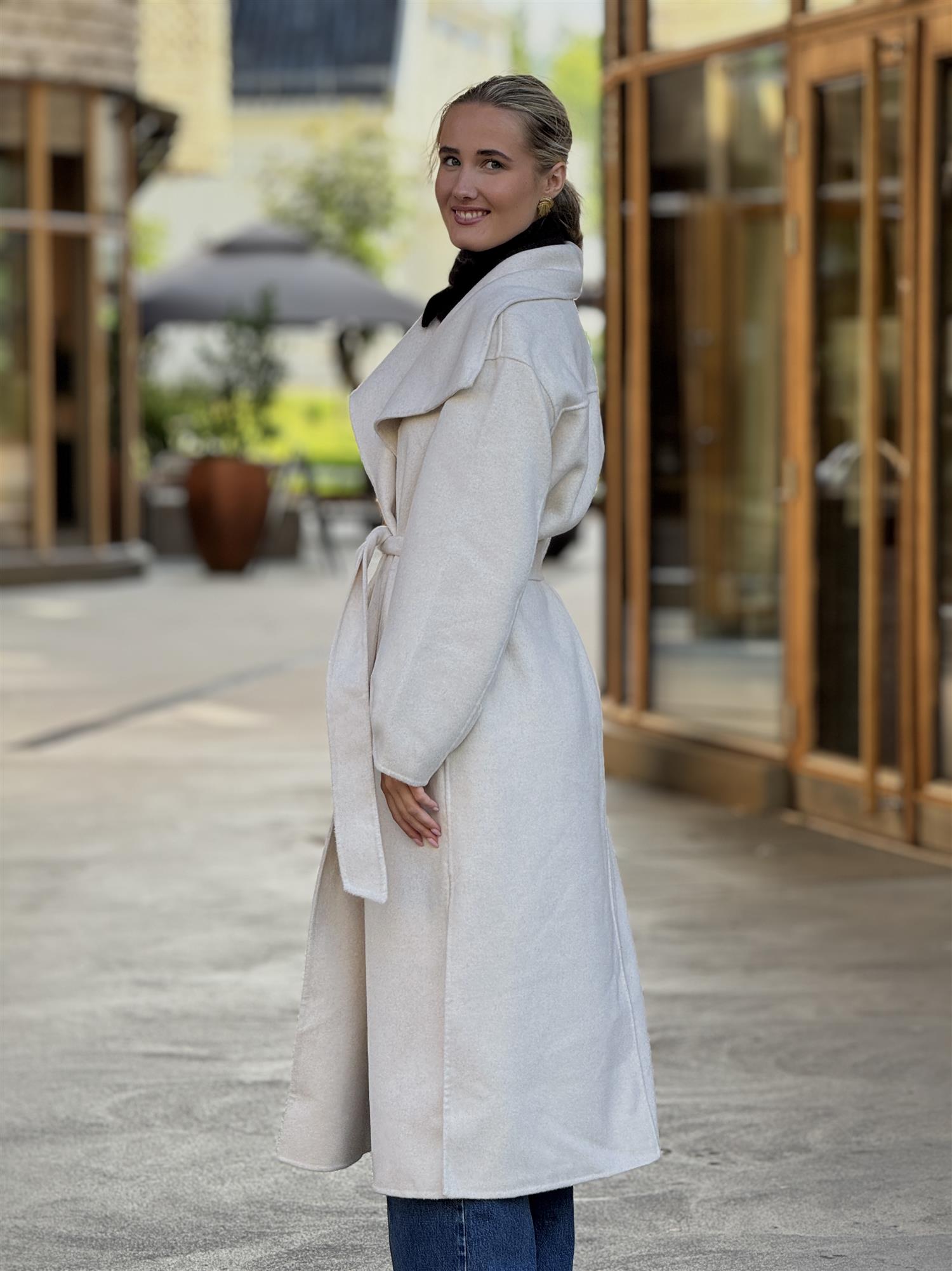 Barbro Coat, White