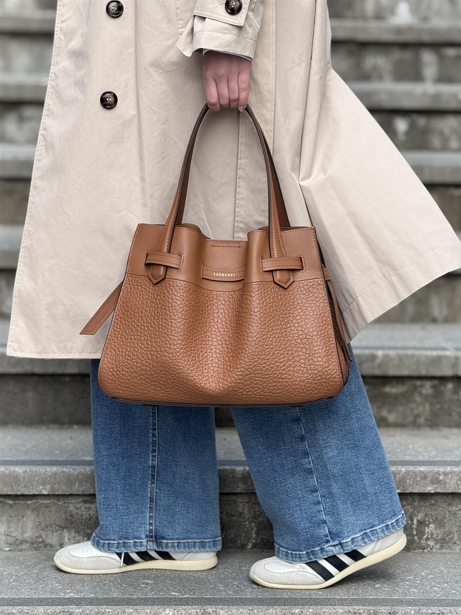 Blossom Large, Camel