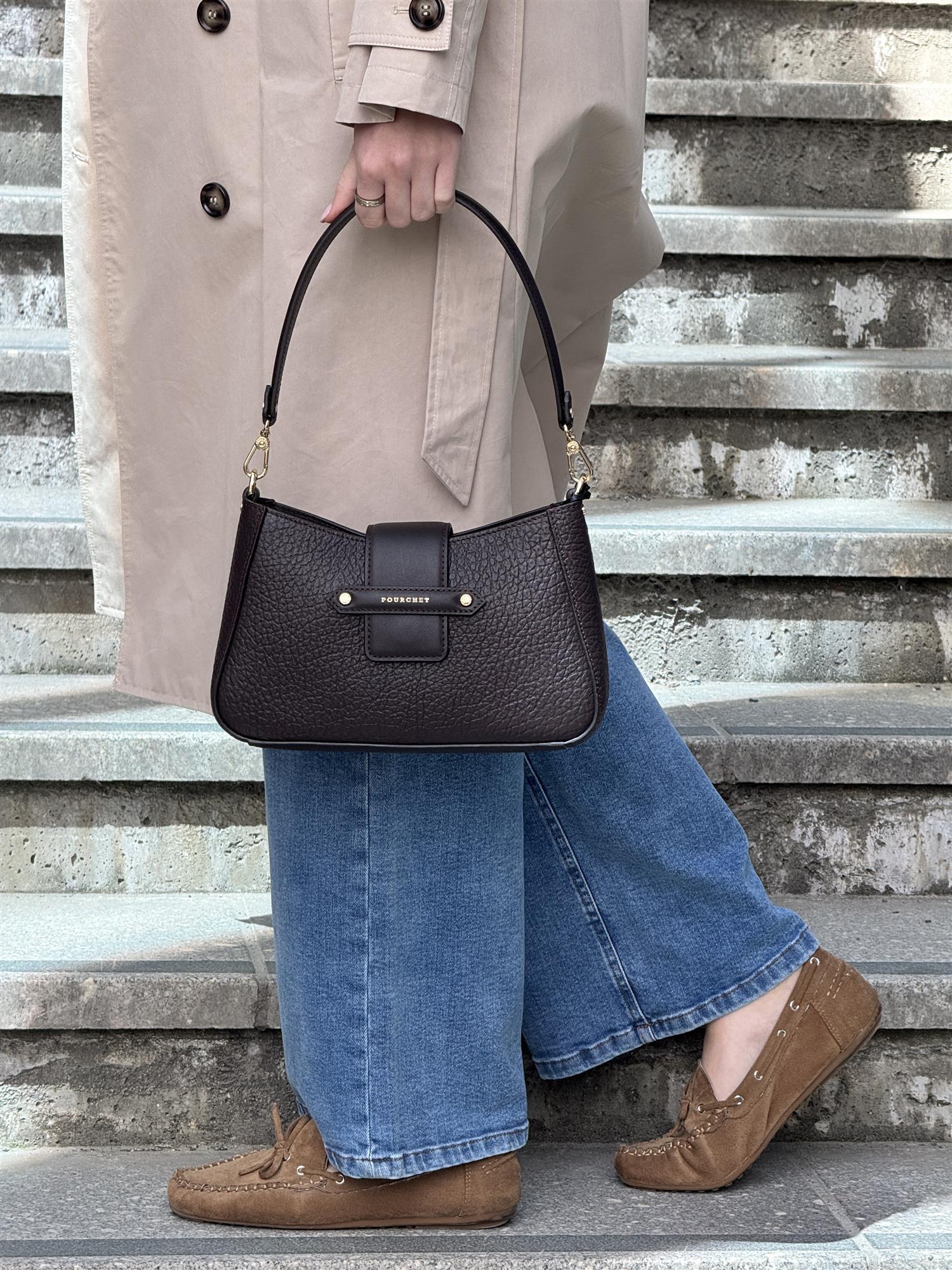 Fleuves Small, Marron