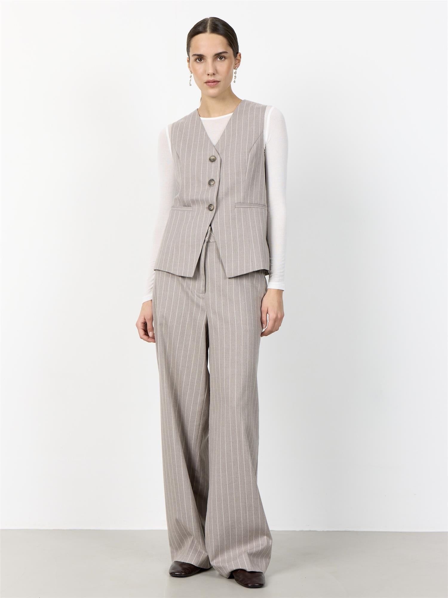 LR-PAMMY 2, Waistcoat