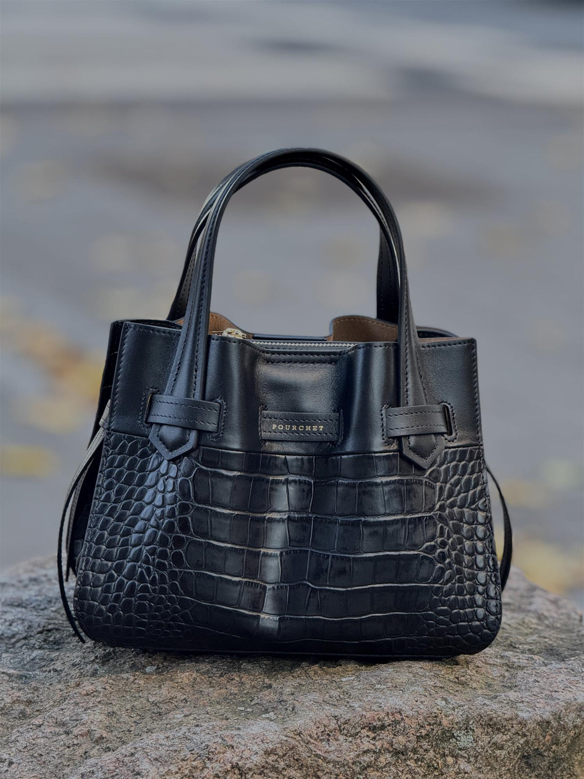 Blossom Medium, Croco Black