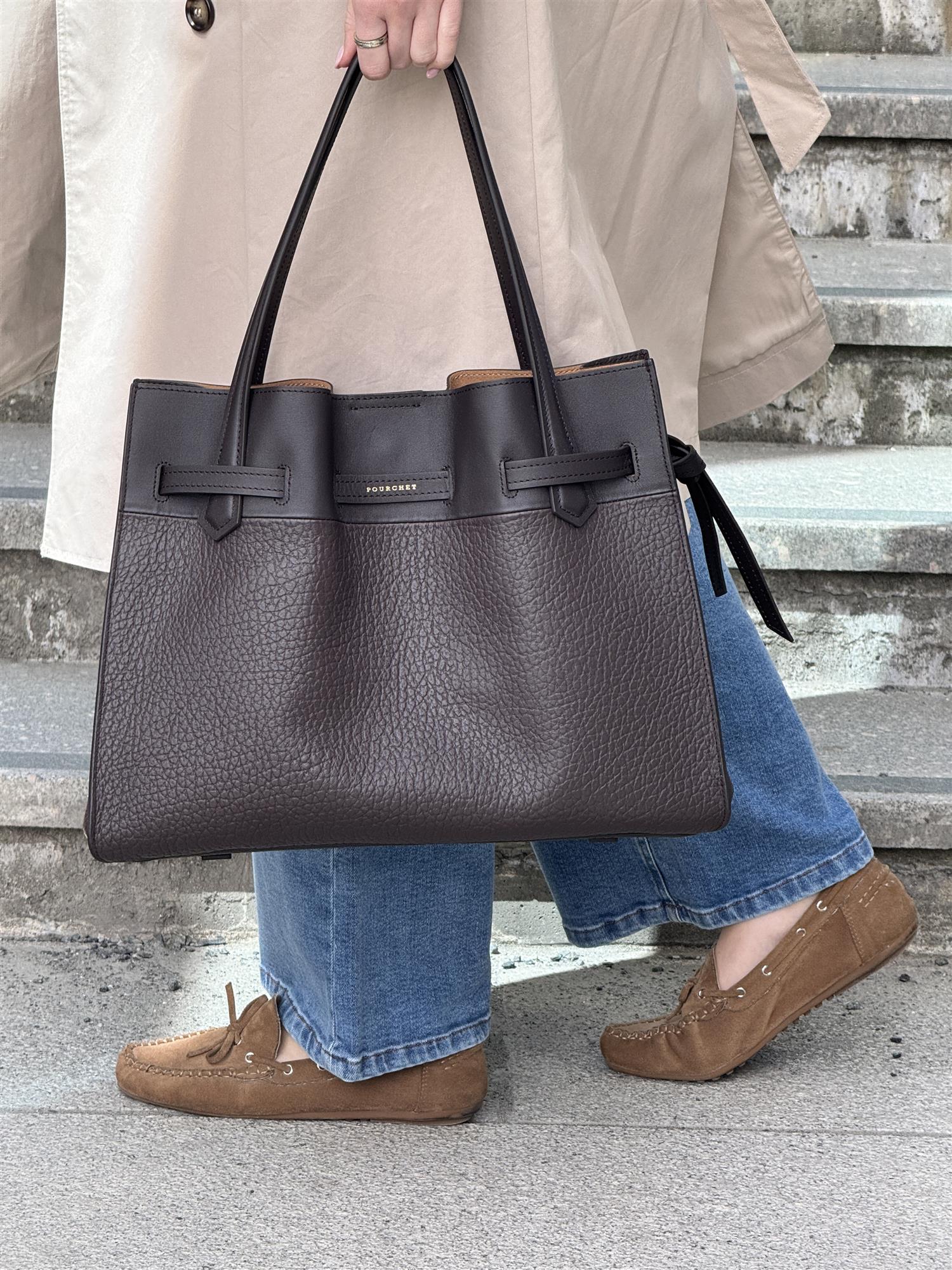 Blossom X-Large, Dark Brown