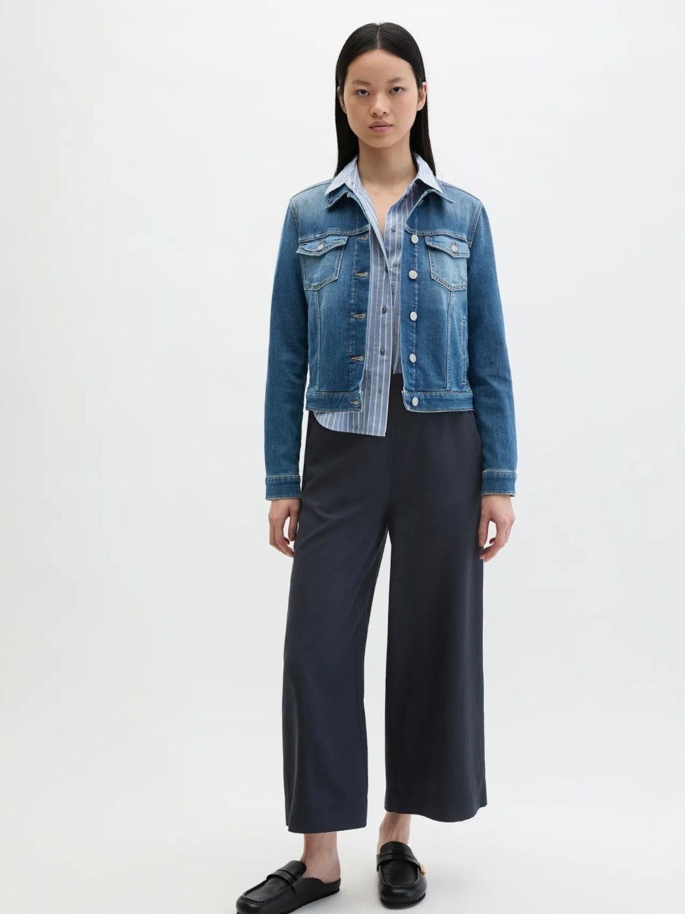 Denim Jacket, button closure, long sleeves