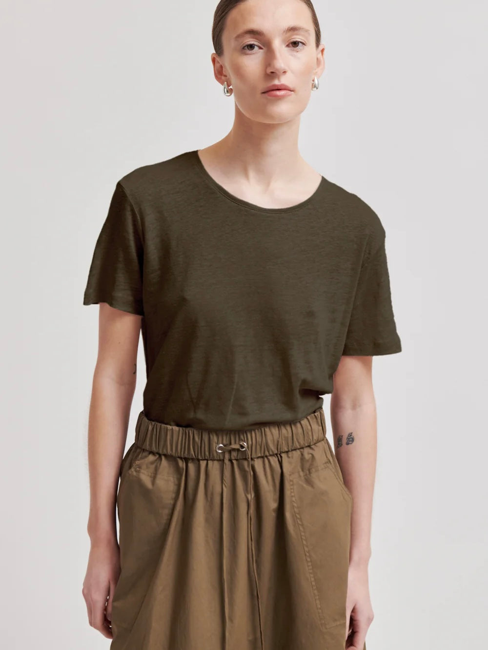 Peony O-Neck New Tee