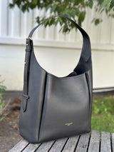 Lesevigne Shoulderbag, Black