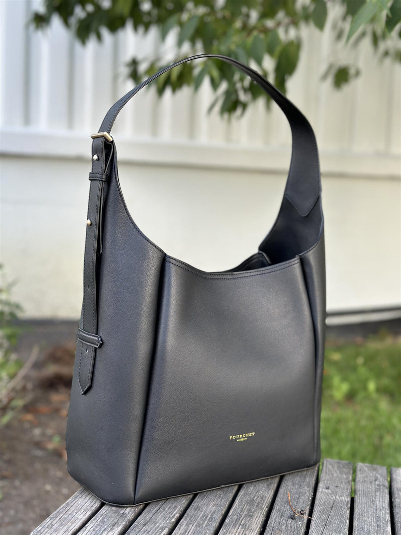 Lesevigne Shoulderbag, Black