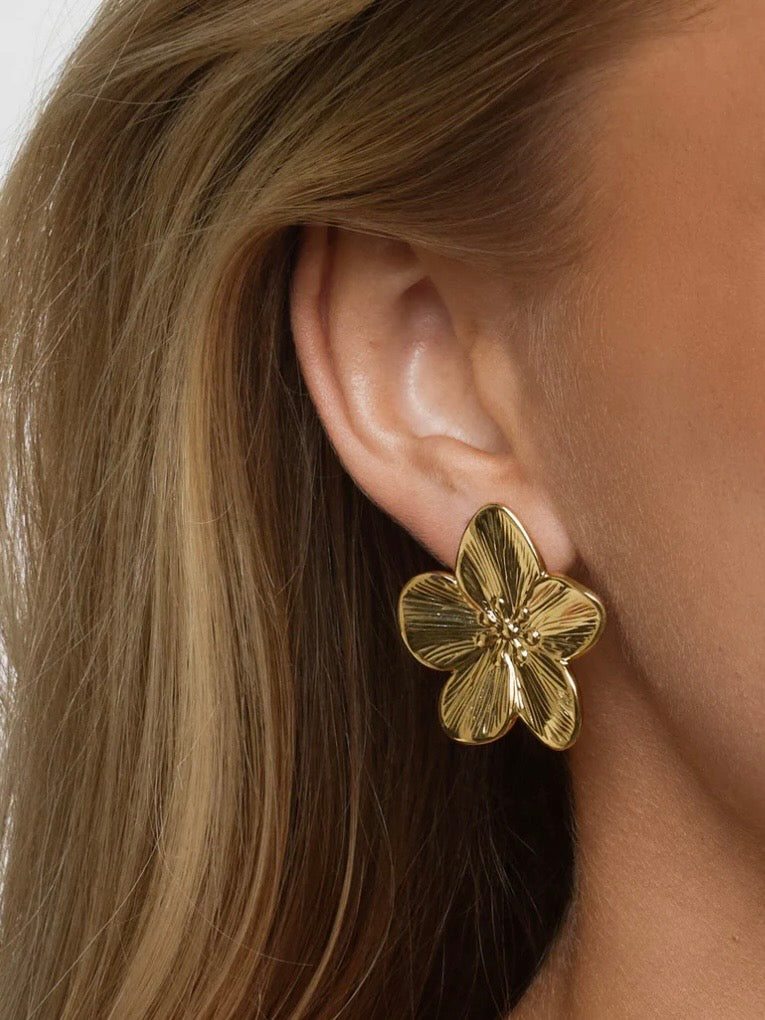 Maebry - Statement Flower Stud Earrings Gold Stainless Steel - Gold