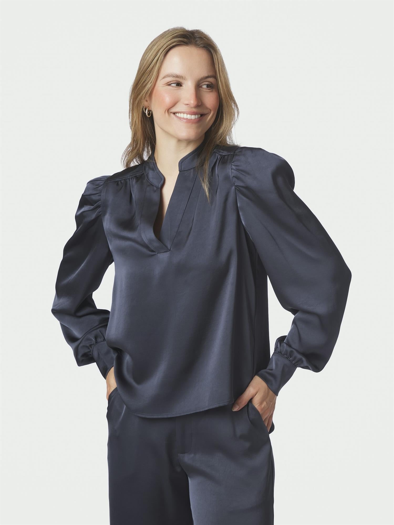 Rosslyn Heavy Sateen Blouse, Blue