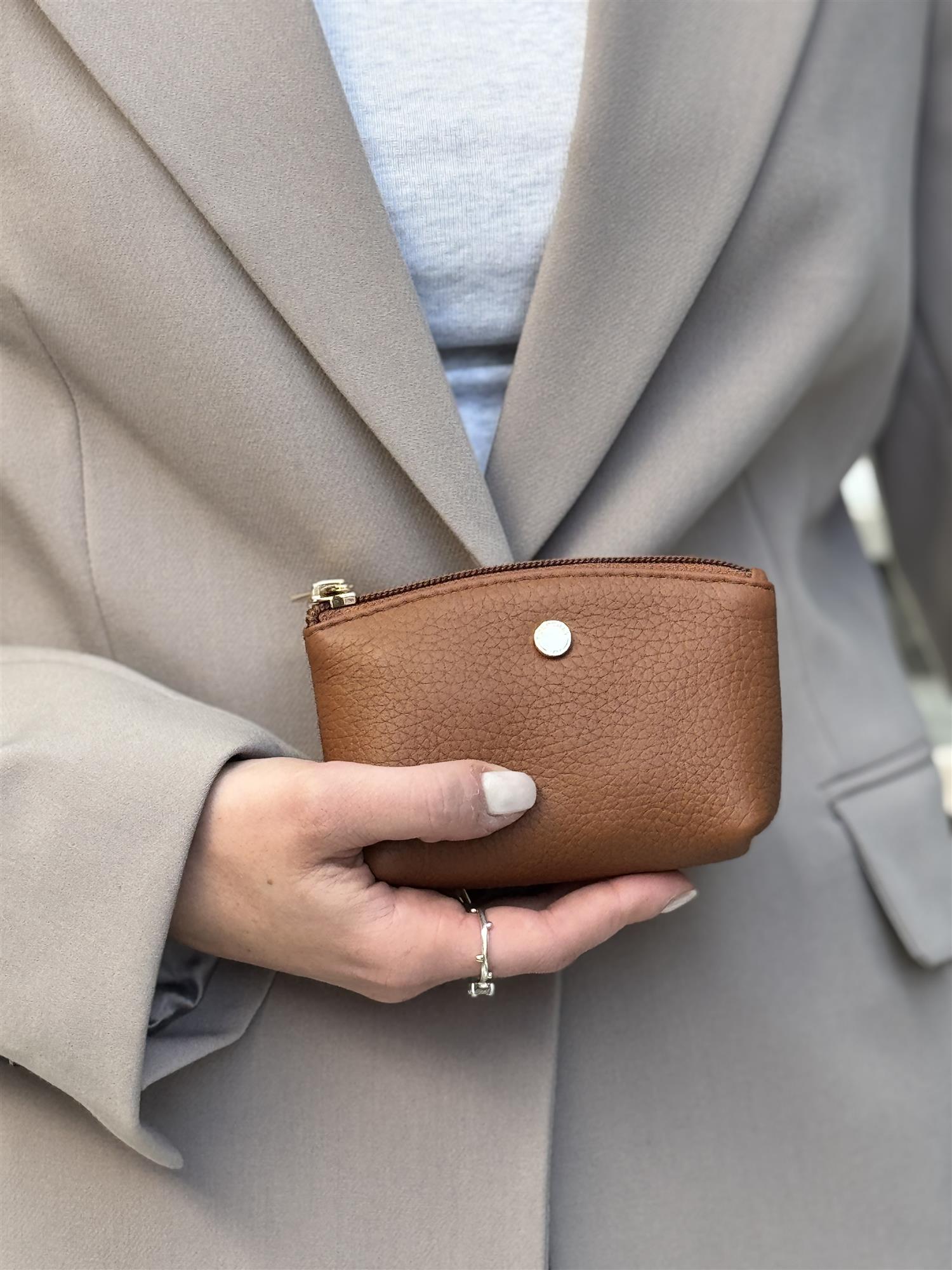Club Coin Wallet, Camel