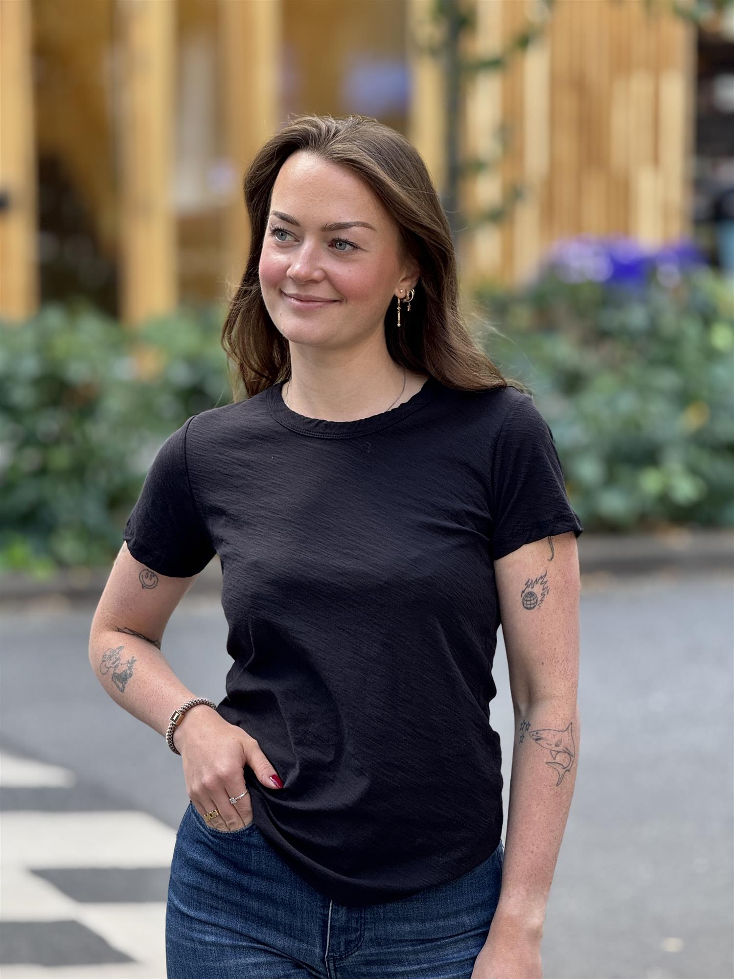 Blanca T-Shirt, Round neck, Black