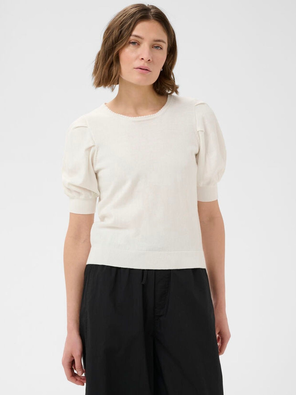 Varaian PW Pullover, White