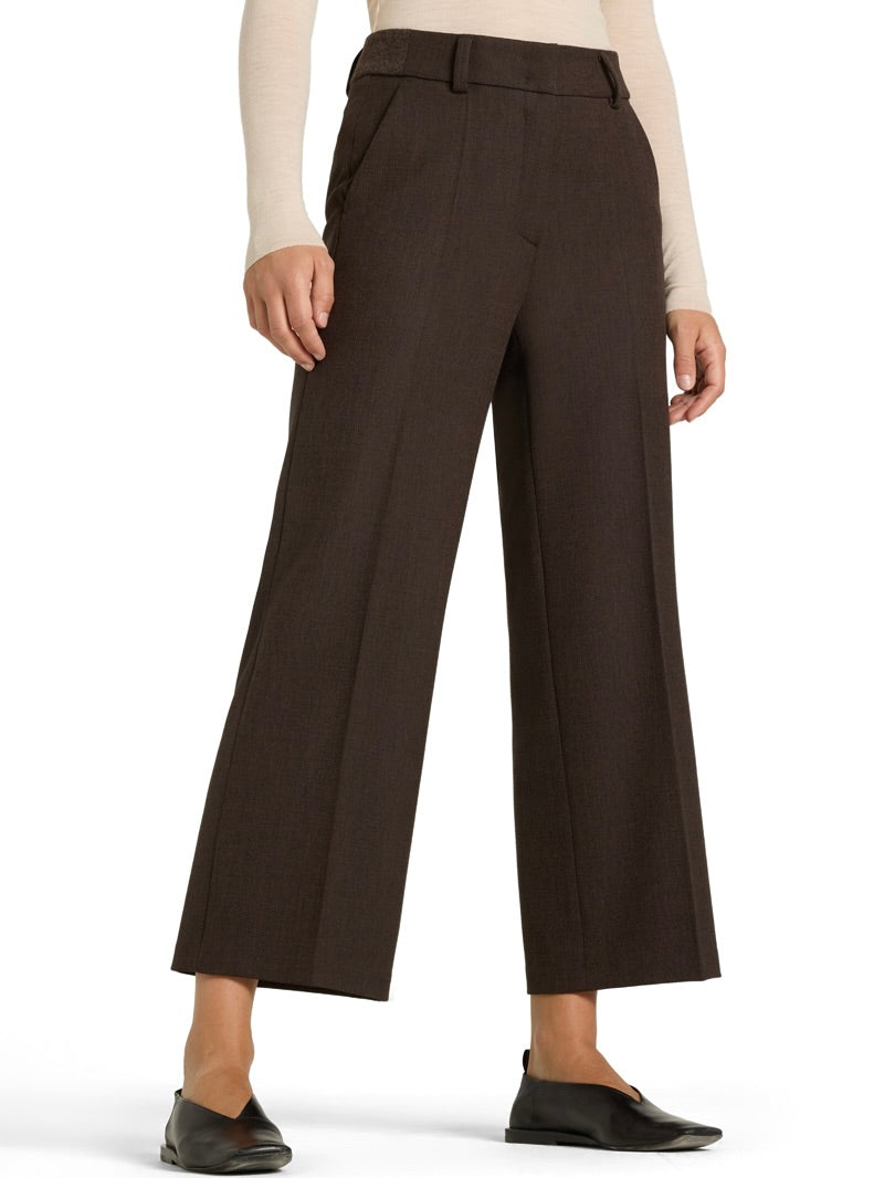 California with materialmix, Brown