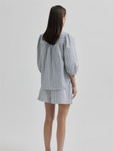 Serifa Shorts, White/Blue