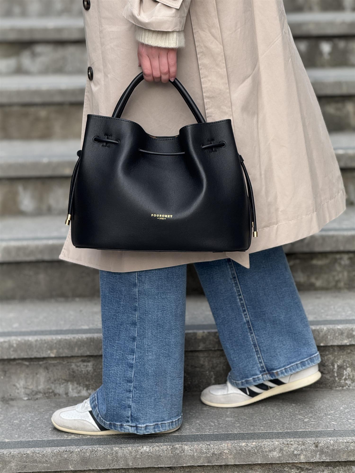 Florin Medium, Black