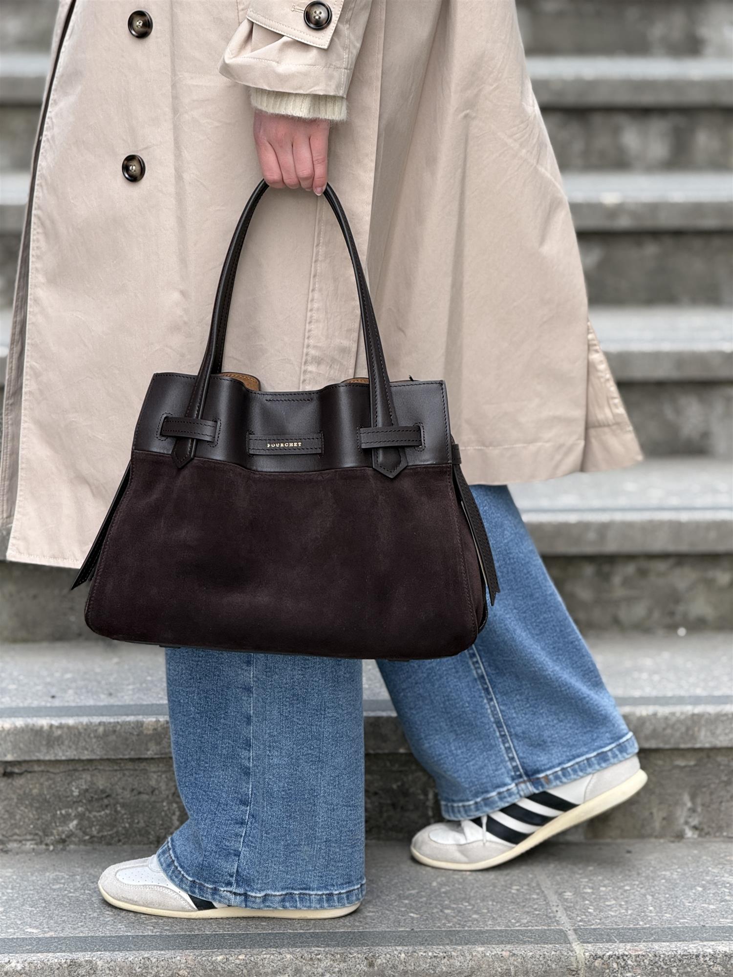 Blossom Large Suede, Dark Brown