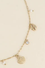 Necklace, shell, gold